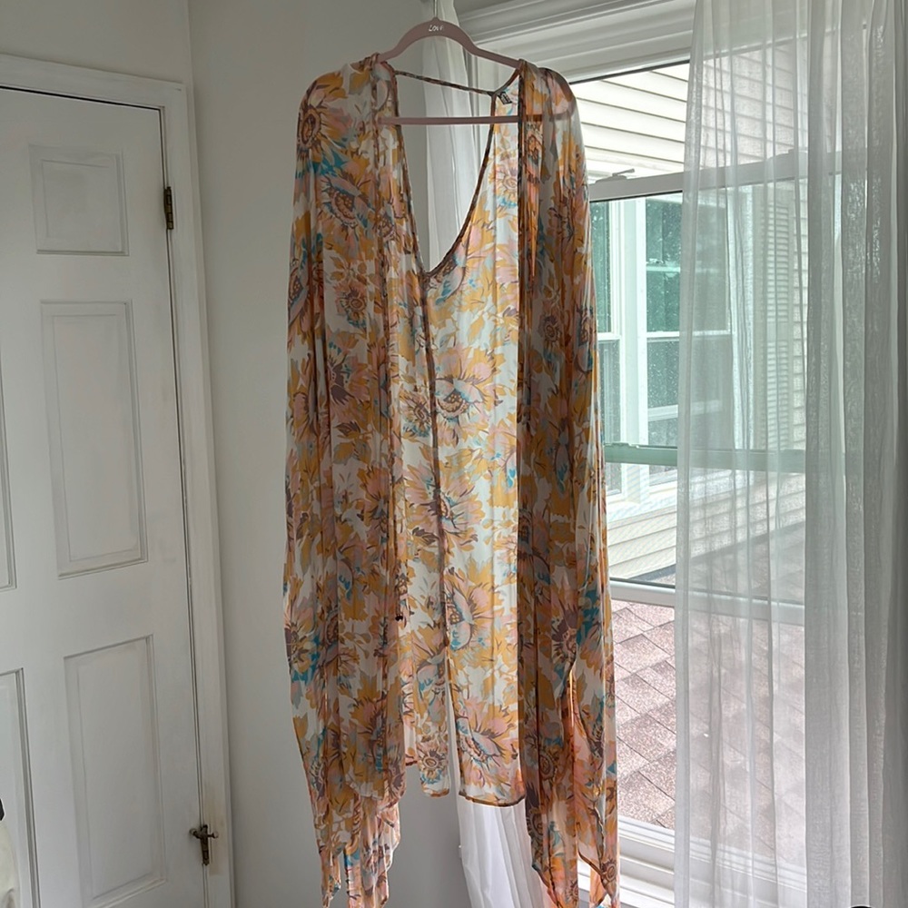 Free people into the wild kimono